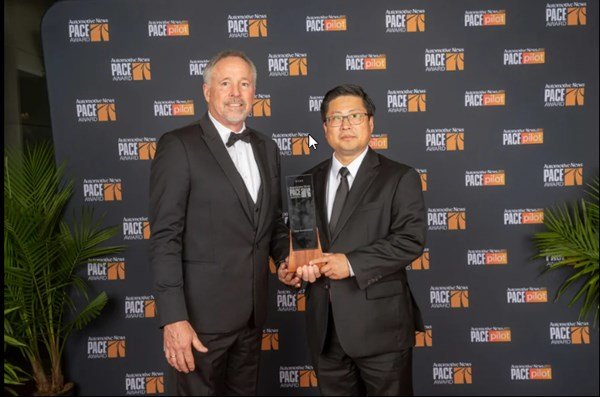 Dana Earns Automotive News PACE Award for Integration of Complete Battery Electric Vehicle e-Propulsion and e-Power Systems